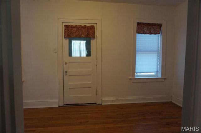 3865 Alberta Street, St Louis, MO 63116