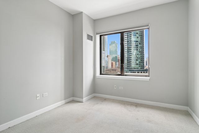 1322 S Prairie Avenue 913, Chicago, IL 60605