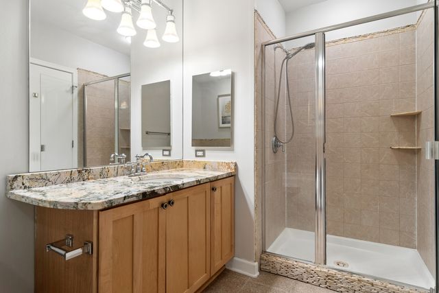 1322 S Prairie Avenue 913, Chicago, IL 60605