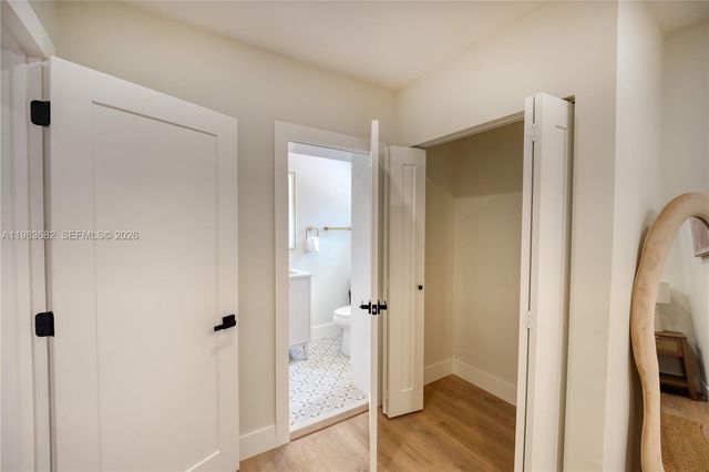 654 NW 45th St, Oakland Park, FL 33309