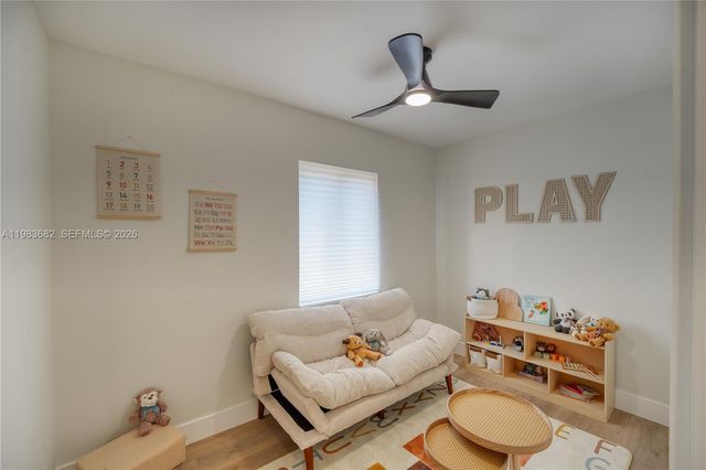 654 NW 45th St, Oakland Park, FL 33309