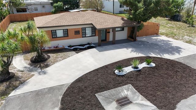 654 NW 45th St, Oakland Park, FL 33309