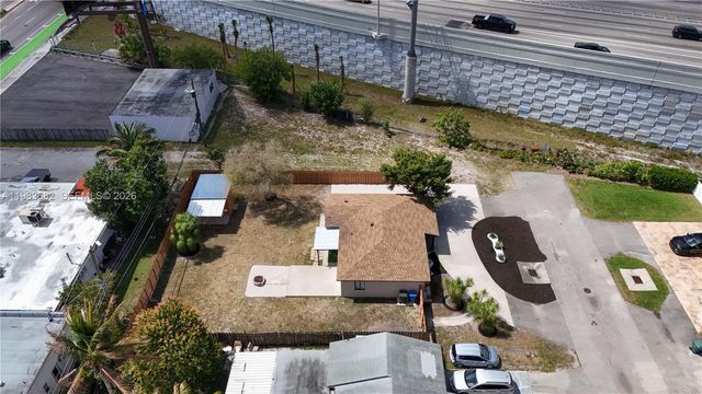 654 NW 45th St, Oakland Park, FL 33309