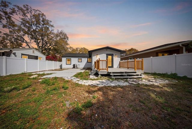 3726 53 AVENUE N, St Petersburg, FL 33714