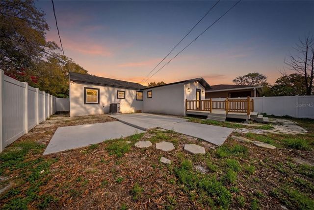 3726 53 AVENUE N, St Petersburg, FL 33714