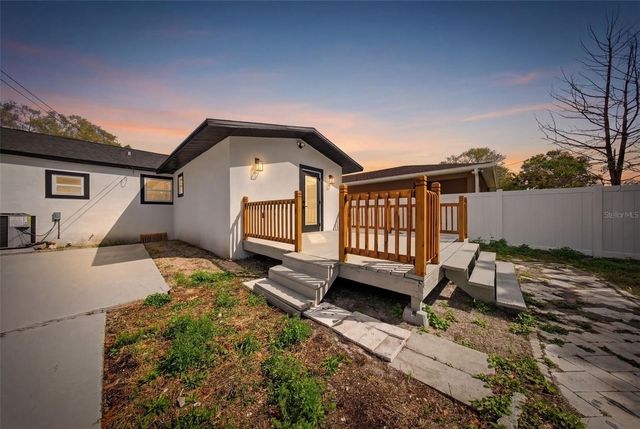 3726 53 AVENUE N, St Petersburg, FL 33714