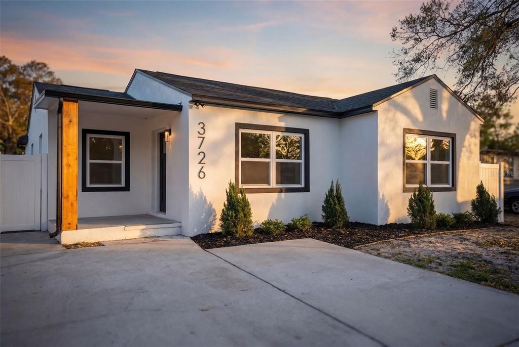 3726 53 AVENUE N, St Petersburg, FL 33714