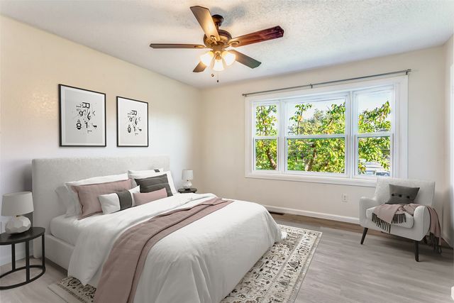 826 Wildwood Lane, Grapevine, TX 76051