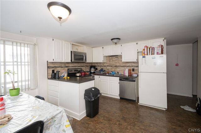 2129 JAMES Street, Syracuse, NY 13206