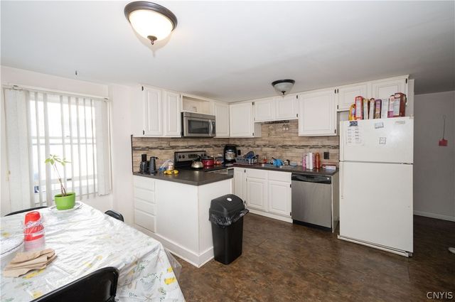 2129 JAMES Street, Syracuse, NY 13206