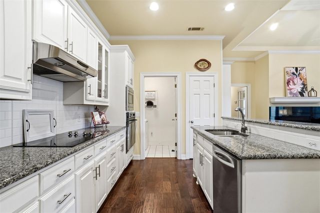 1000 Murl Drive, Irving, TX 75062