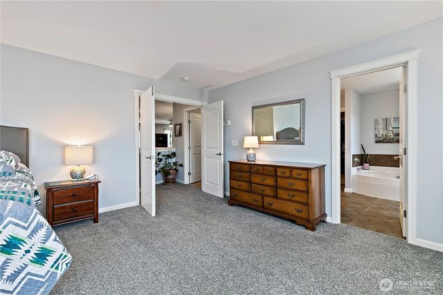 8521 15th Avenue SE, Olympia, WA 98513