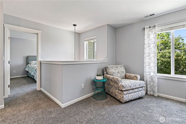 8521 15th Avenue SE, Olympia, WA 98513