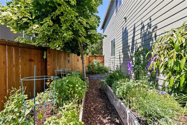 8521 15th Avenue SE, Olympia, WA 98513