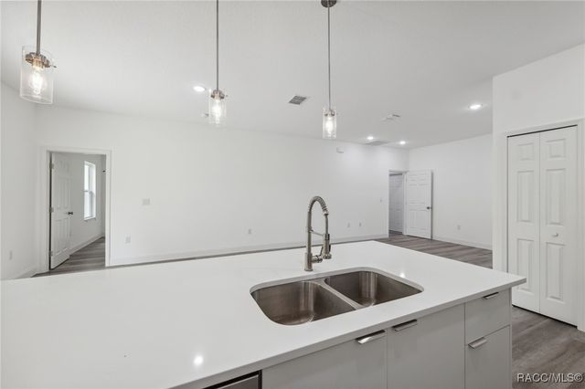 8830 N Salina Drive, Citrus Springs, FL 34434