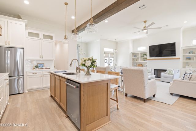 203 Buenos Aires Avenue, Youngsville, LA 70592