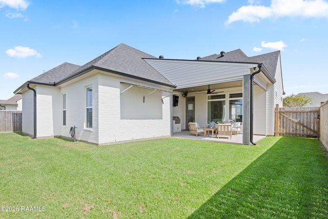 203 Buenos Aires Avenue, Youngsville, LA 70592