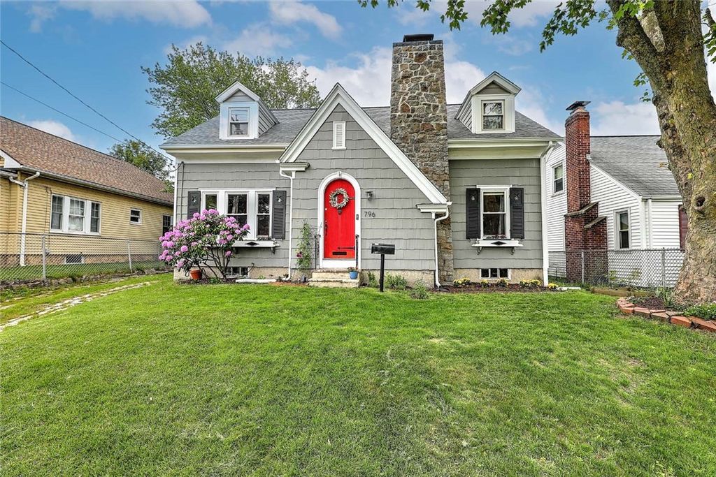 796 Pontiac Avenue, Cranston, RI 02910
