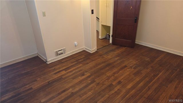 18 Sandstone Drive 16, Cheektowaga, NY 14225
