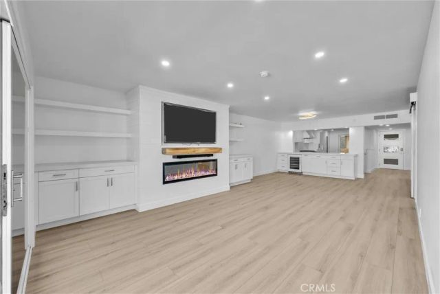 16341 Grenoble, Huntington Beach, CA 92649