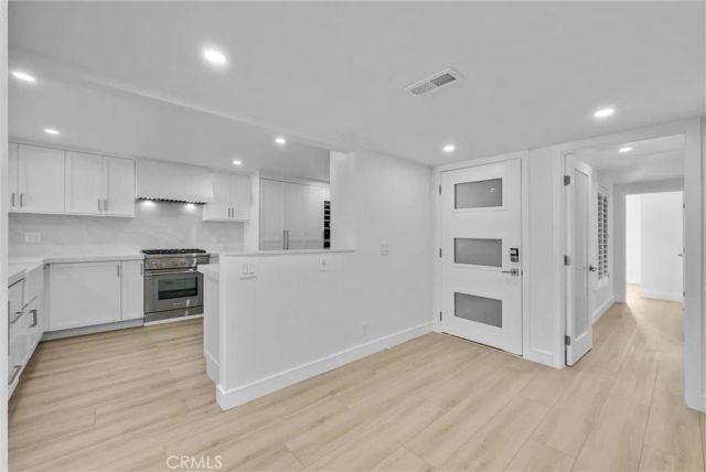 16341 Grenoble, Huntington Beach, CA 92649