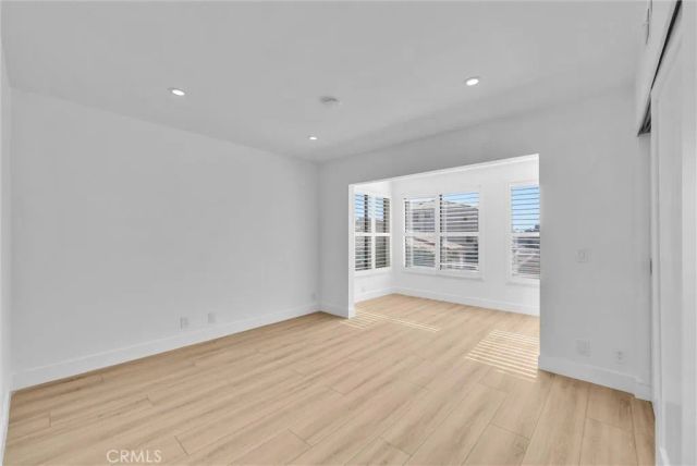 16341 Grenoble, Huntington Beach, CA 92649