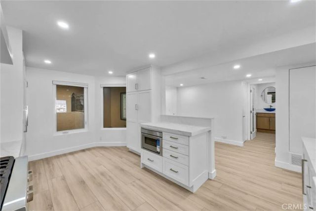 16341 Grenoble, Huntington Beach, CA 92649