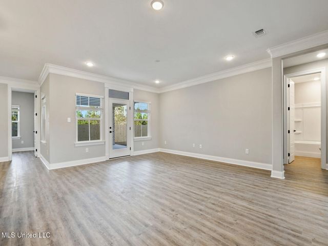 13569 Garl Garland Road, Ocean Springs, MS 39564