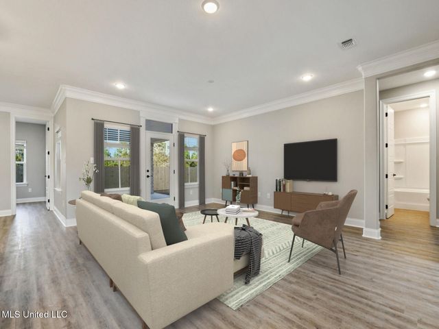 13569 Garl Garland Road, Ocean Springs, MS 39564