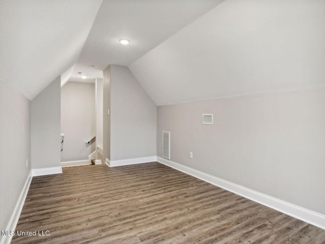 13569 Garl Garland Road, Ocean Springs, MS 39564