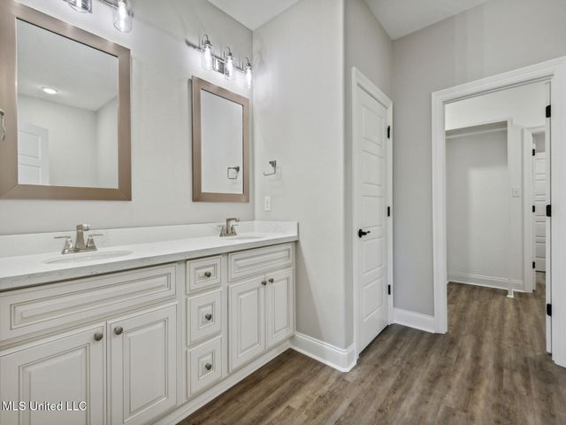 13569 Garl Garland Road, Ocean Springs, MS 39564