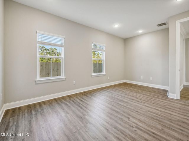 13569 Garl Garland Road, Ocean Springs, MS 39564