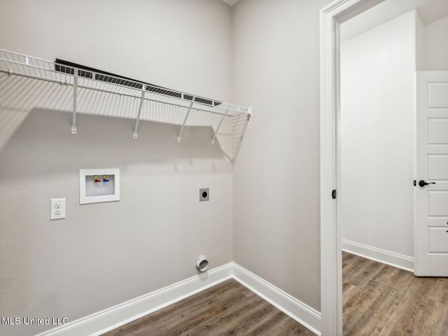 13569 Garl Garland Road, Ocean Springs, MS 39564