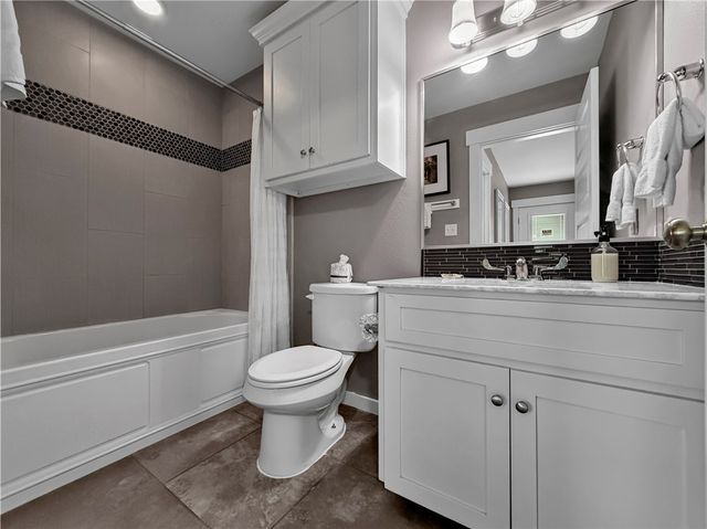14890 Granada Dr 306, Corpus Christi, TX 78418