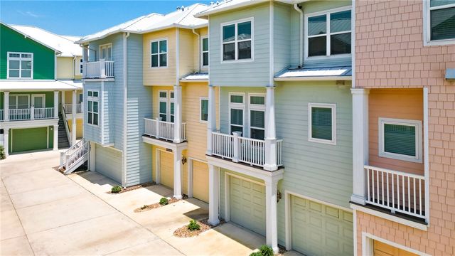 14890 Granada Dr 306, Corpus Christi, TX 78418