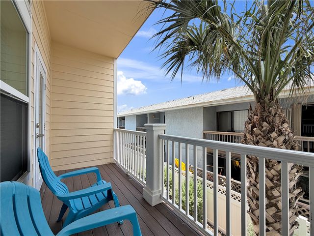 14890 Granada Dr 306, Corpus Christi, TX 78418