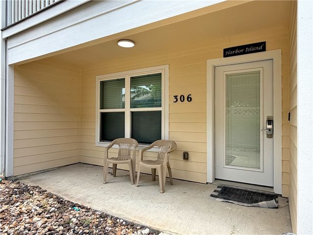 14890 Granada Dr 306, Corpus Christi, TX 78418