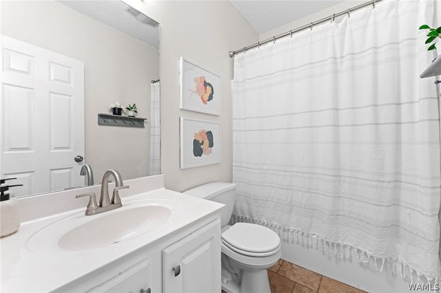 2635 Shady Bank, Northport, AL 35473