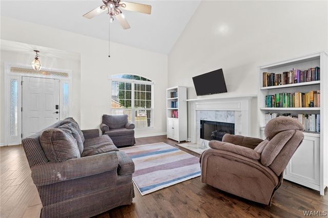 2635 Shady Bank, Northport, AL 35473