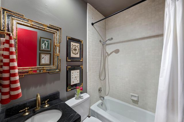 4904 Yoakum Boulevard, Houston, TX 77006