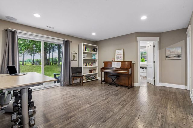 1519 Hidden Trail, Mayer, MN 55360
