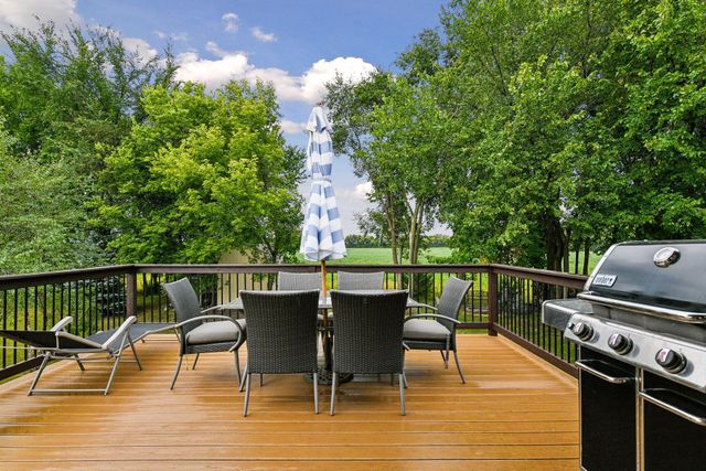 1519 Hidden Trail, Mayer, MN 55360