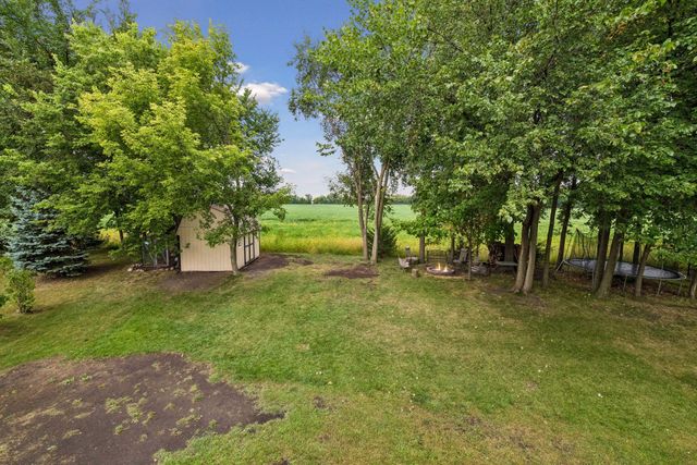 1519 Hidden Trail, Mayer, MN 55360
