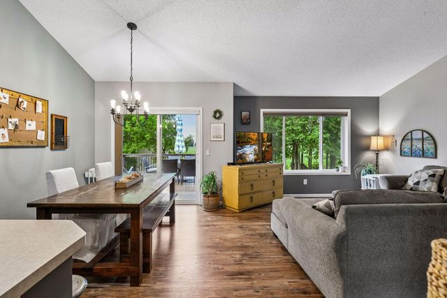 1519 Hidden Trail, Mayer, MN 55360