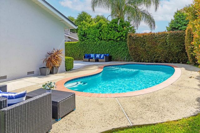 1611 Glenfield, San Jose, CA 95125