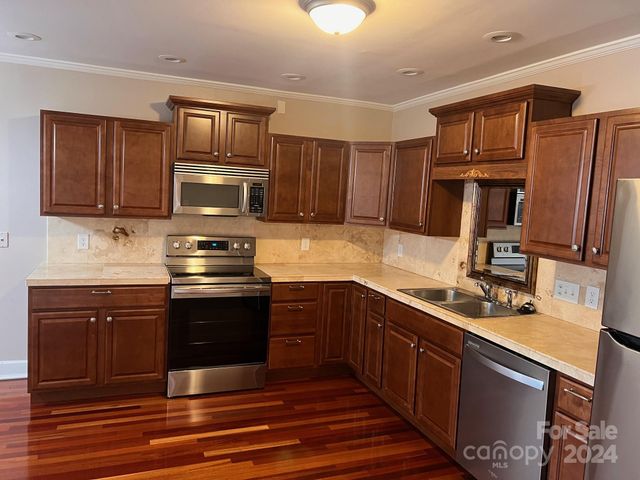 300 N Fulton Street 11, Salisbury, NC 28144