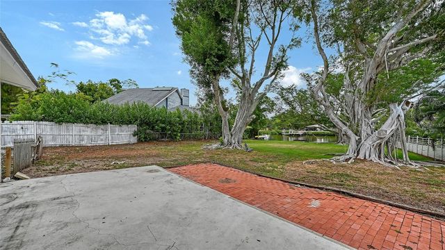 2103 LUSITANIA DRIVE, Sarasota, FL 34231
