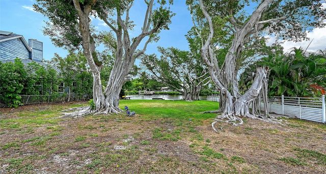2103 LUSITANIA DRIVE, Sarasota, FL 34231