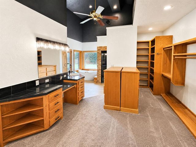 46069 County Street 2630 Street, Apache, OK 73006