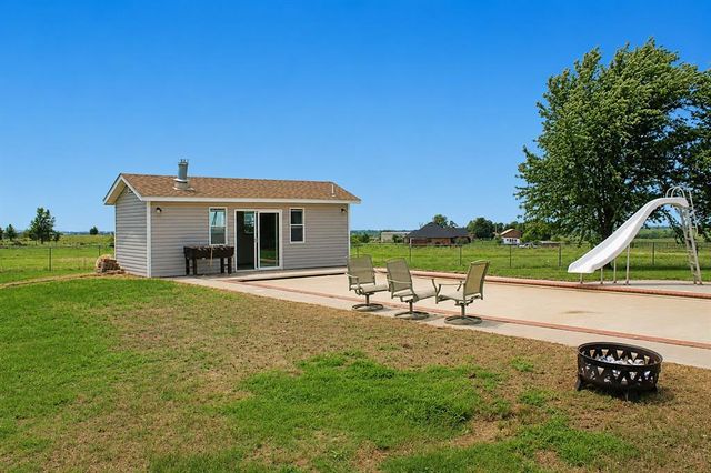 46069 County Street 2630 Street, Apache, OK 73006